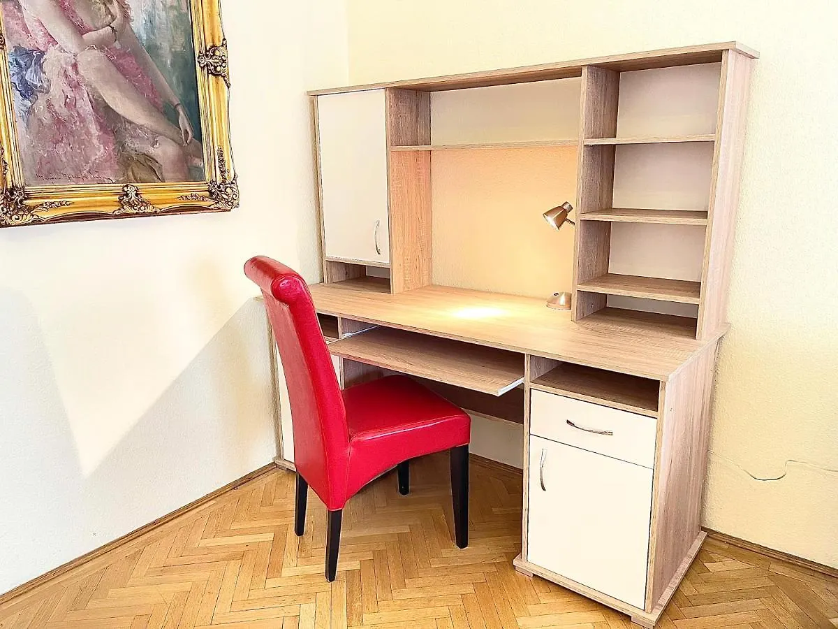 Isabelle Residency - Balcony & A.C Apartment Budapest